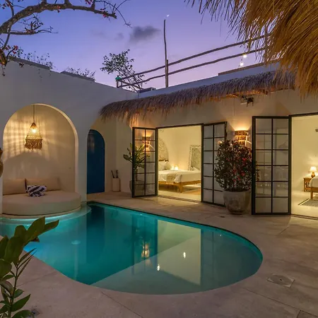 Villa Dusa - Stunning 2-Bedroom Mediterranean Villa In Canggu