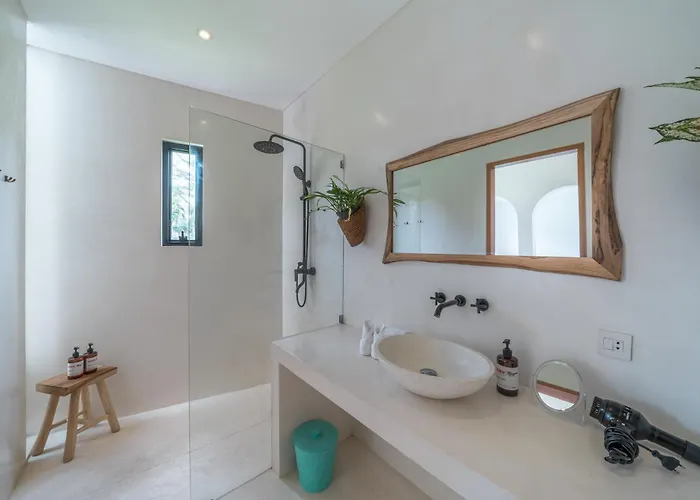 Villa Dusa - Stunning 2-bedroom Mediterranean In Canggu (Bali)
