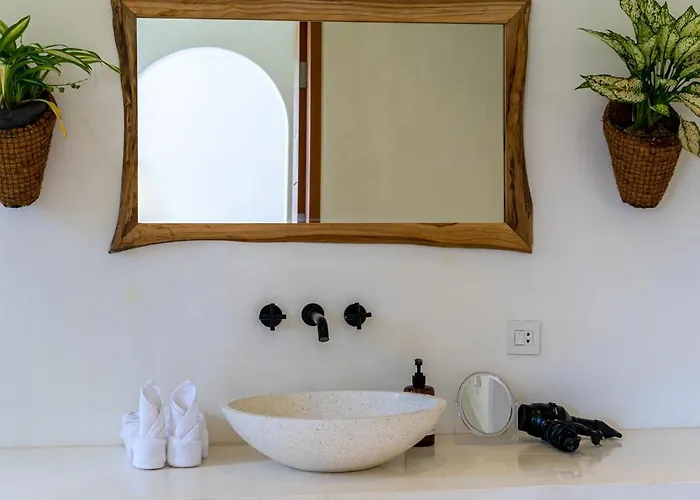 Dusa - Stunning 2-bedroom Mediterranean In *